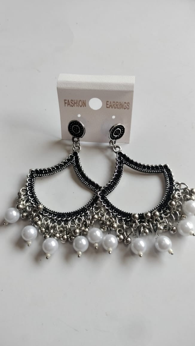 Silver Jhumka With Beads