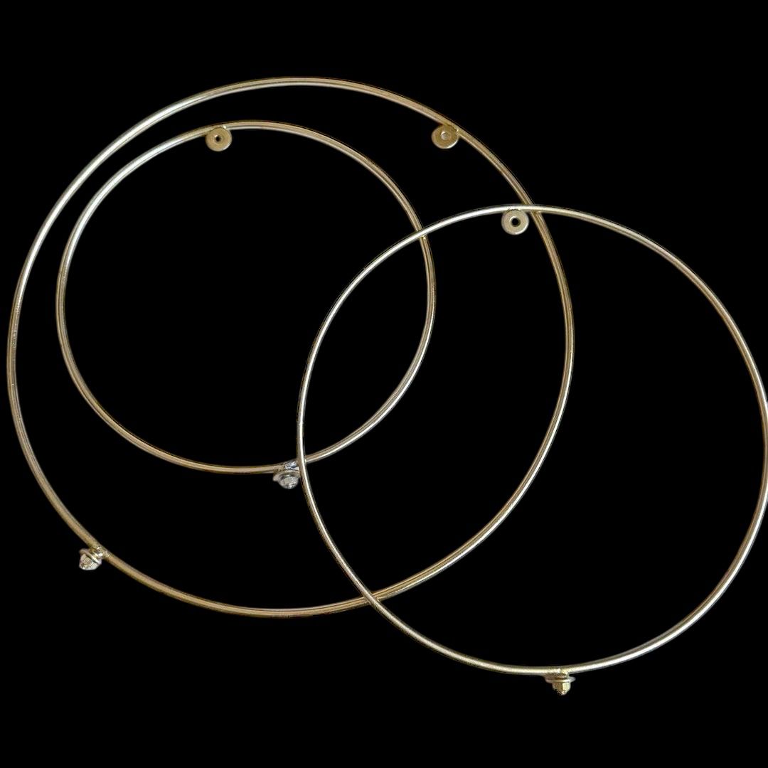 Metal hoop ring without stand