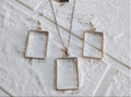 Earring pendant bezel set golden