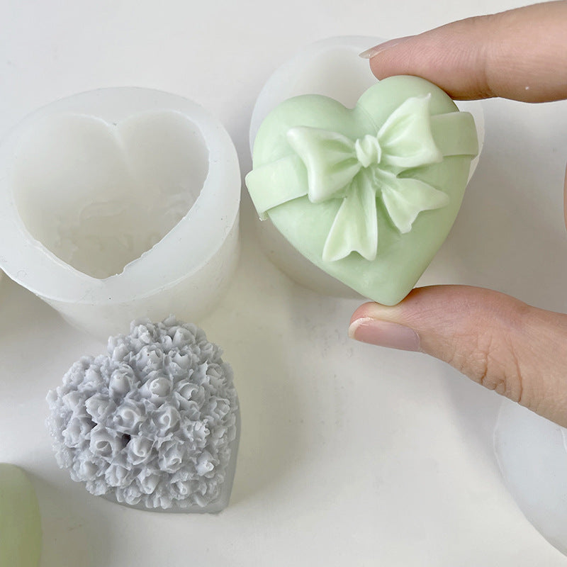 Gift Heart  Candle Mould (195)