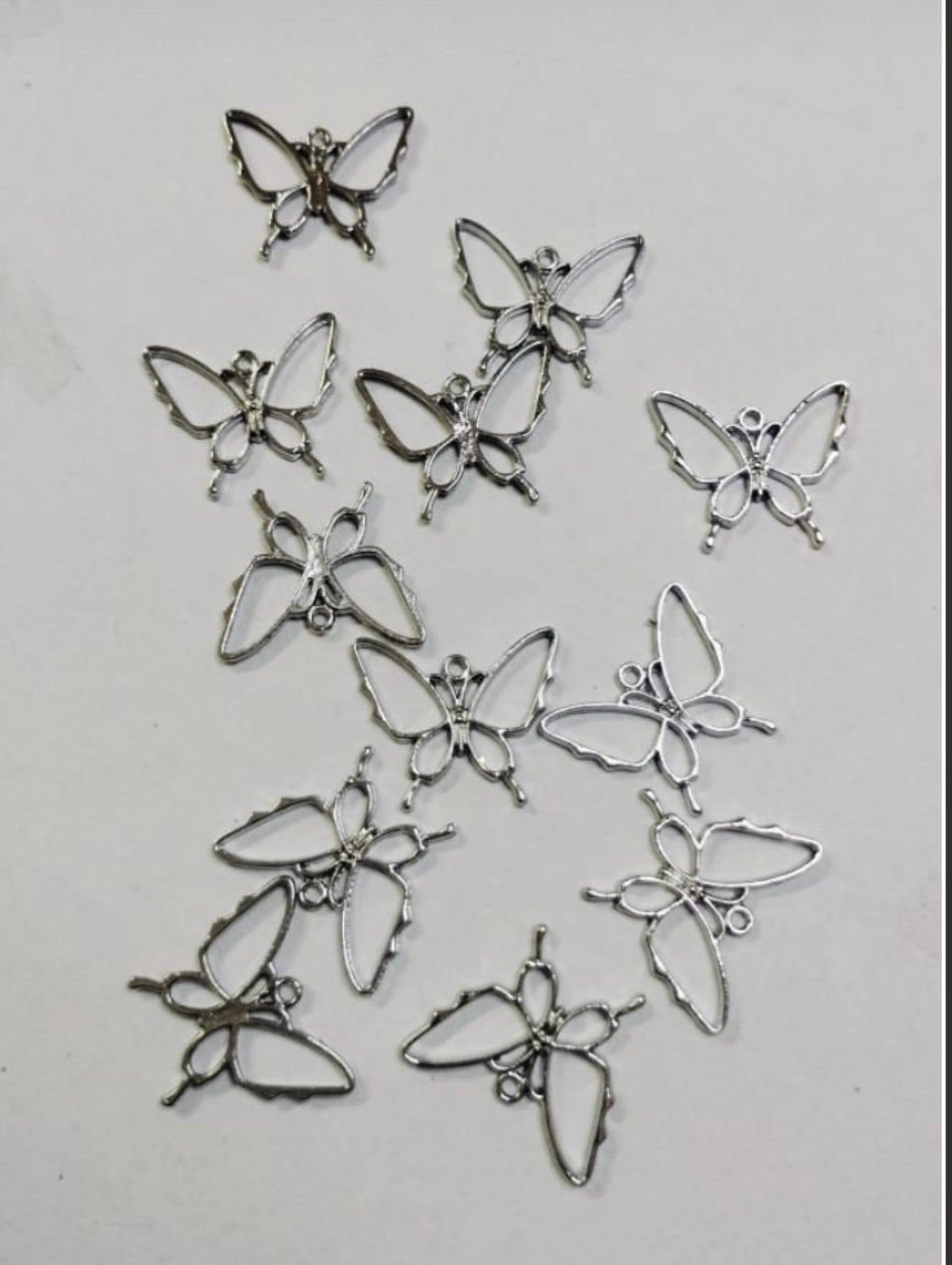 Butterfly bezel