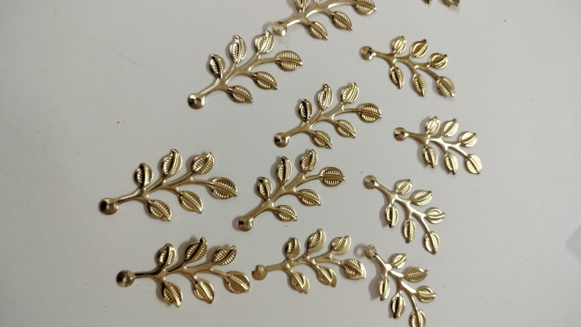 Metal leaf pack