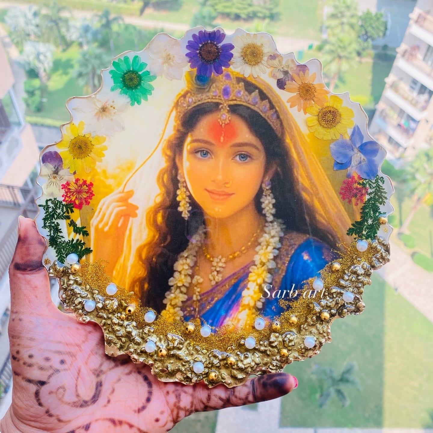 Divine Floral Resin Frame